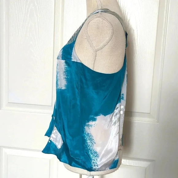 Chloe France Designer Women’s Silk Metallic Blouse Tank Aqua Fresh - Picture 3 of 6